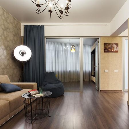 Modern Double Bedroom Apartment In Arkadia Odesa Exterior foto